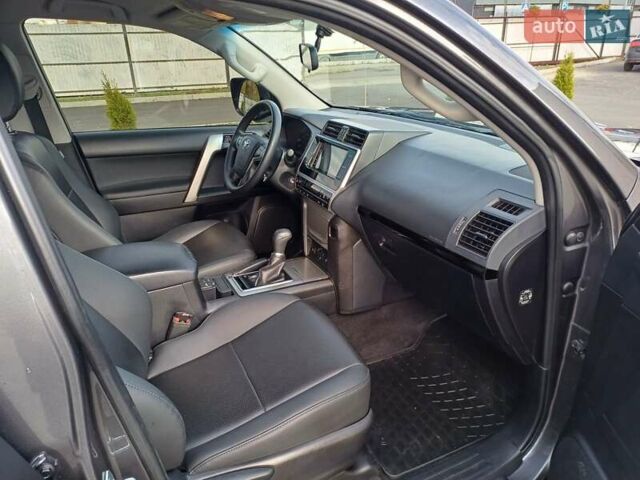 Сірий Тойота Ленд Крузер Прадо, об'ємом двигуна 2.69 л та пробігом 114 тис. км за 29900 $, фото 18 на Automoto.ua