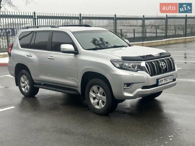 Серый Тойота Ленд Крузер Прадо, объемом двигателя 3.96 л и пробегом 123 тыс. км за 33500 $, фото 7 на Automoto.ua