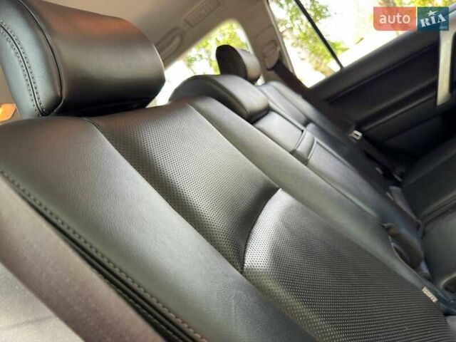 Сірий Тойота Ленд Крузер Прадо, об'ємом двигуна 4 л та пробігом 129 тис. км за 39980 $, фото 63 на Automoto.ua