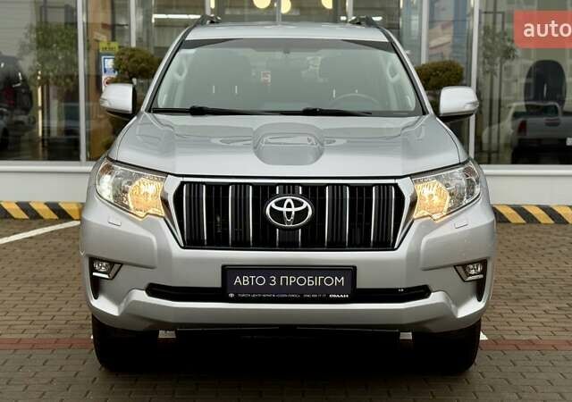 Сірий Тойота Ленд Крузер Прадо, об'ємом двигуна 2.75 л та пробігом 58 тис. км за 38252 $, фото 4 на Automoto.ua