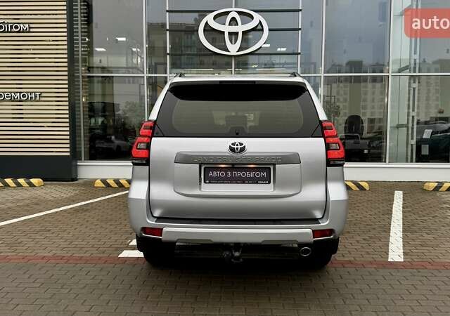 Сірий Тойота Ленд Крузер Прадо, об'ємом двигуна 2.75 л та пробігом 58 тис. км за 38252 $, фото 9 на Automoto.ua