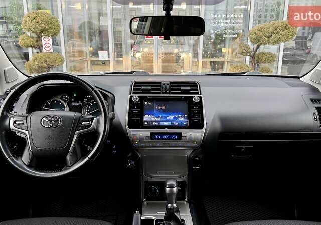 Сірий Тойота Ленд Крузер Прадо, об'ємом двигуна 2.75 л та пробігом 58 тис. км за 38252 $, фото 20 на Automoto.ua