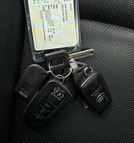 Сірий Тойота Ленд Крузер Прадо, об'ємом двигуна 3.96 л та пробігом 142 тис. км за 34913 $, фото 13 на Automoto.ua