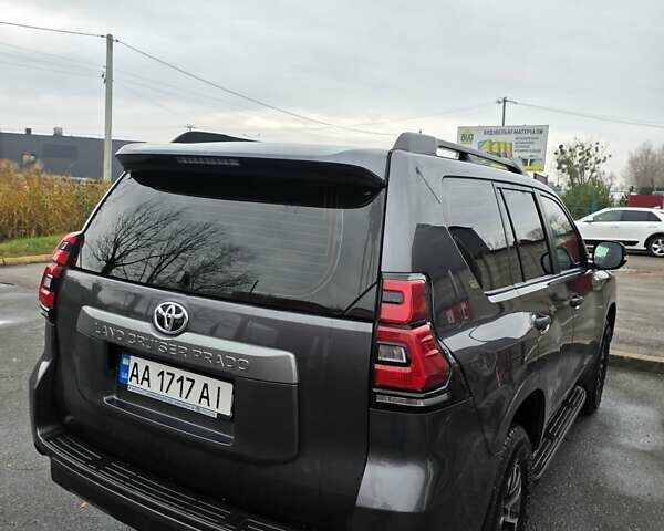 Серый Тойота Ленд Крузер Прадо, объемом двигателя 2.7 л и пробегом 171 тыс. км за 29500 $, фото 8 на Automoto.ua