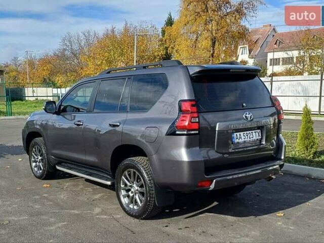 Сірий Тойота Ленд Крузер Прадо, об'ємом двигуна 2.69 л та пробігом 114 тис. км за 29900 $, фото 4 на Automoto.ua