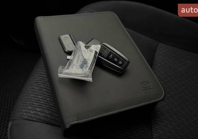 Сірий Тойота Ленд Крузер Прадо, об'ємом двигуна 2.75 л та пробігом 58 тис. км за 38252 $, фото 40 на Automoto.ua