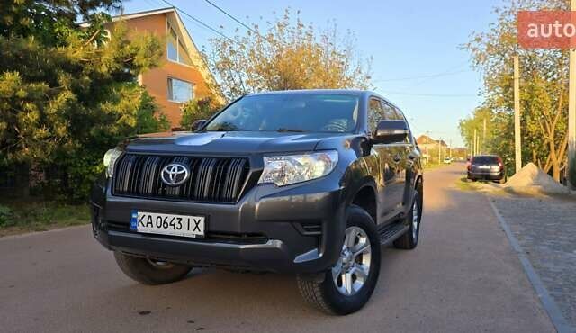 Сірий Тойота Ленд Крузер Прадо, об'ємом двигуна 2.69 л та пробігом 120 тис. км за 27790 $, фото 15 на Automoto.ua