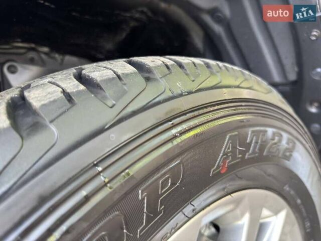 Сірий Тойота Ленд Крузер Прадо, об'ємом двигуна 4 л та пробігом 129 тис. км за 39980 $, фото 33 на Automoto.ua