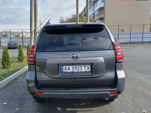 Сірий Тойота Ленд Крузер Прадо, об'ємом двигуна 2.69 л та пробігом 114 тис. км за 29900 $, фото 15 на Automoto.ua