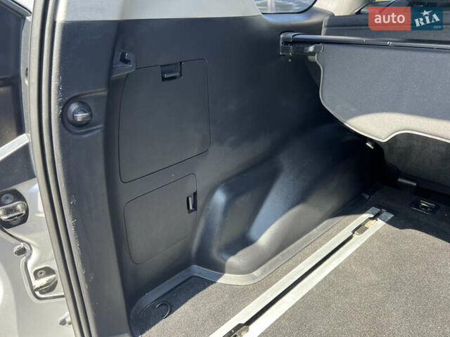 Сірий Тойота Ленд Крузер Прадо, об'ємом двигуна 4 л та пробігом 118 тис. км за 37500 $, фото 18 на Automoto.ua