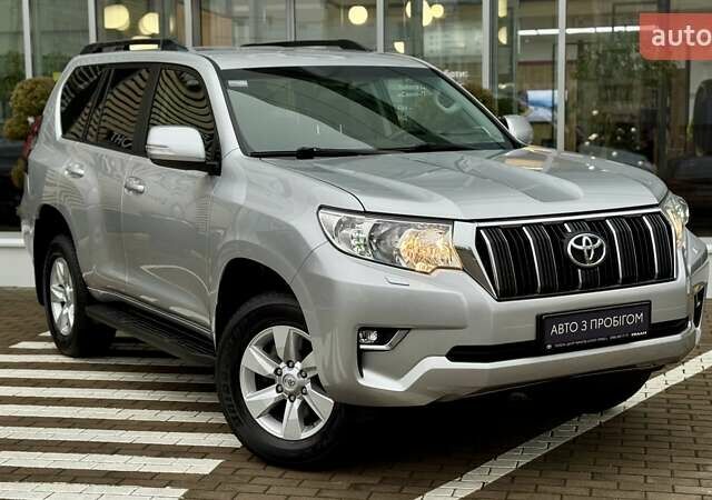 Сірий Тойота Ленд Крузер Прадо, об'ємом двигуна 2.75 л та пробігом 58 тис. км за 38252 $, фото 8 на Automoto.ua