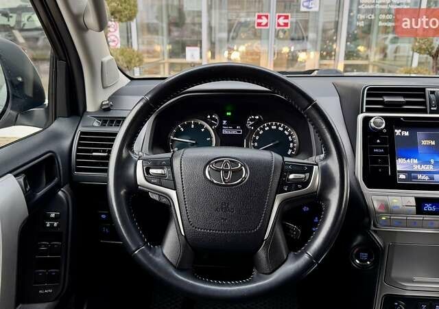 Сірий Тойота Ленд Крузер Прадо, об'ємом двигуна 2.75 л та пробігом 58 тис. км за 38252 $, фото 21 на Automoto.ua