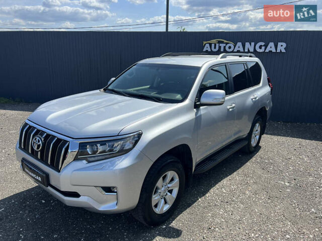 Сірий Тойота Ленд Крузер Прадо, об'ємом двигуна 4 л та пробігом 118 тис. км за 37500 $, фото 4 на Automoto.ua