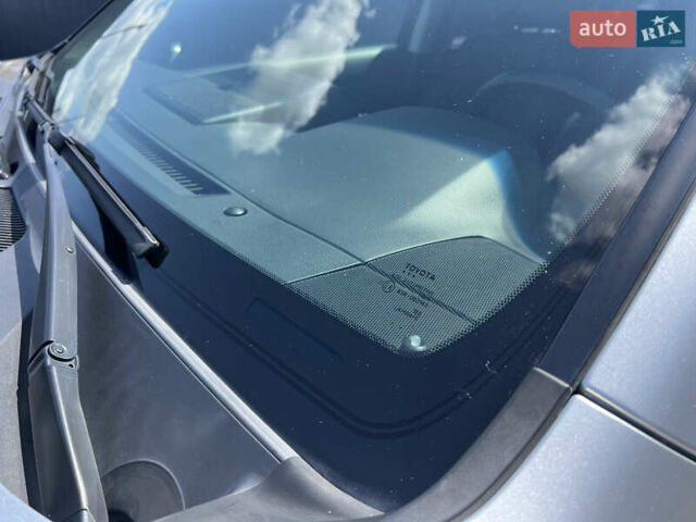 Сірий Тойота Ленд Крузер Прадо, об'ємом двигуна 4 л та пробігом 118 тис. км за 37500 $, фото 32 на Automoto.ua