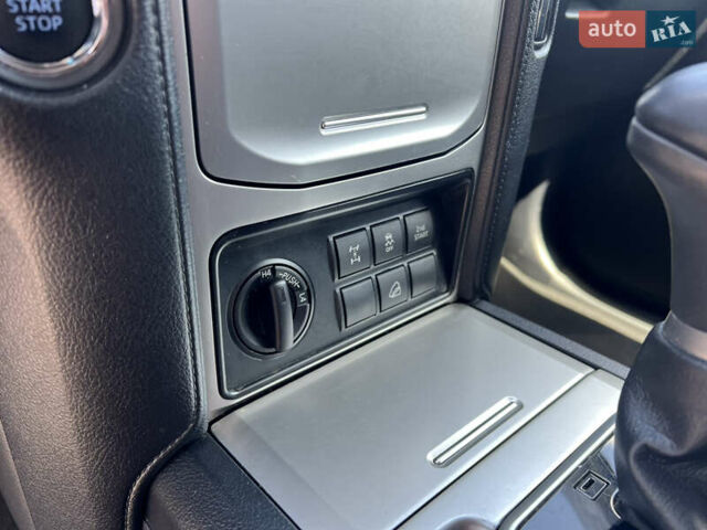 Сірий Тойота Ленд Крузер Прадо, об'ємом двигуна 4 л та пробігом 118 тис. км за 37500 $, фото 29 на Automoto.ua