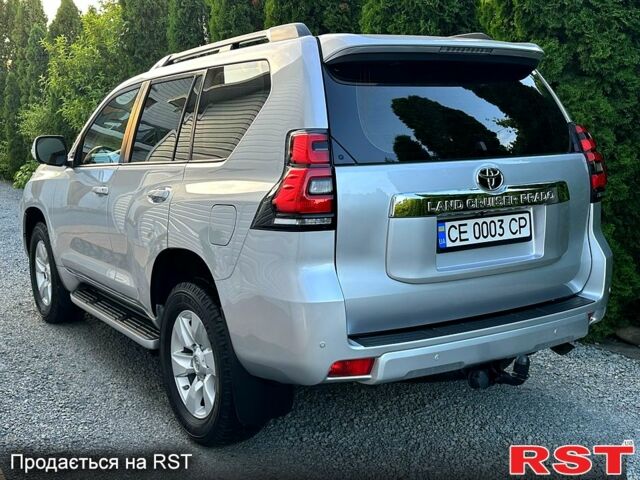 Серый Тойота Ленд Крузер Прадо, объемом двигателя 2.8 л и пробегом 139 тыс. км за 35900 $, фото 1 на Automoto.ua