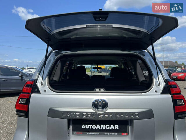 Сірий Тойота Ленд Крузер Прадо, об'ємом двигуна 4 л та пробігом 118 тис. км за 37500 $, фото 21 на Automoto.ua
