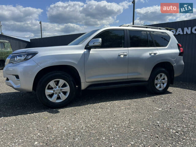 Сірий Тойота Ленд Крузер Прадо, об'ємом двигуна 4 л та пробігом 118 тис. км за 37500 $, фото 6 на Automoto.ua
