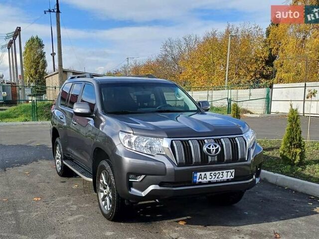 Сірий Тойота Ленд Крузер Прадо, об'ємом двигуна 2.69 л та пробігом 114 тис. км за 29900 $, фото 13 на Automoto.ua