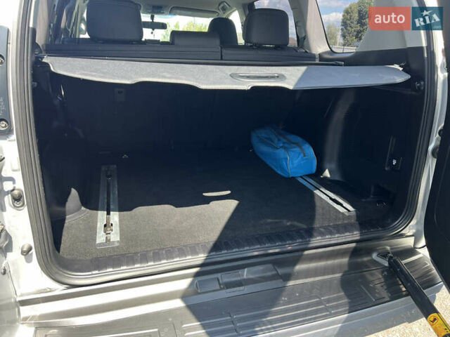 Сірий Тойота Ленд Крузер Прадо, об'ємом двигуна 4 л та пробігом 118 тис. км за 37500 $, фото 20 на Automoto.ua