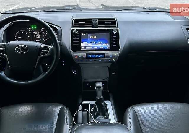 Сірий Тойота Ленд Крузер Прадо, об'ємом двигуна 2.75 л та пробігом 171 тис. км за 37000 $, фото 11 на Automoto.ua