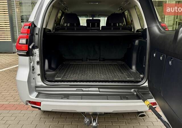 Сірий Тойота Ленд Крузер Прадо, об'ємом двигуна 2.75 л та пробігом 58 тис. км за 38252 $, фото 11 на Automoto.ua