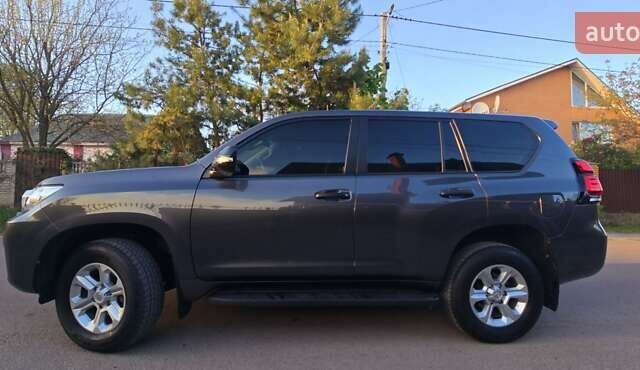 Сірий Тойота Ленд Крузер Прадо, об'ємом двигуна 2.69 л та пробігом 120 тис. км за 27790 $, фото 10 на Automoto.ua