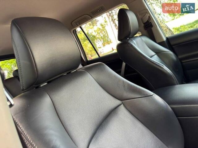 Сірий Тойота Ленд Крузер Прадо, об'ємом двигуна 4 л та пробігом 129 тис. км за 39980 $, фото 68 на Automoto.ua