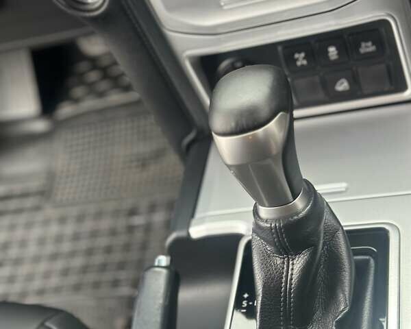 Серый Тойота Ленд Крузер Прадо, объемом двигателя 3.96 л и пробегом 123 тыс. км за 33500 $, фото 21 на Automoto.ua