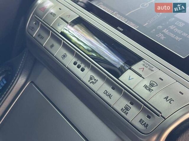Сірий Тойота Ленд Крузер Прадо, об'ємом двигуна 4 л та пробігом 129 тис. км за 39980 $, фото 73 на Automoto.ua