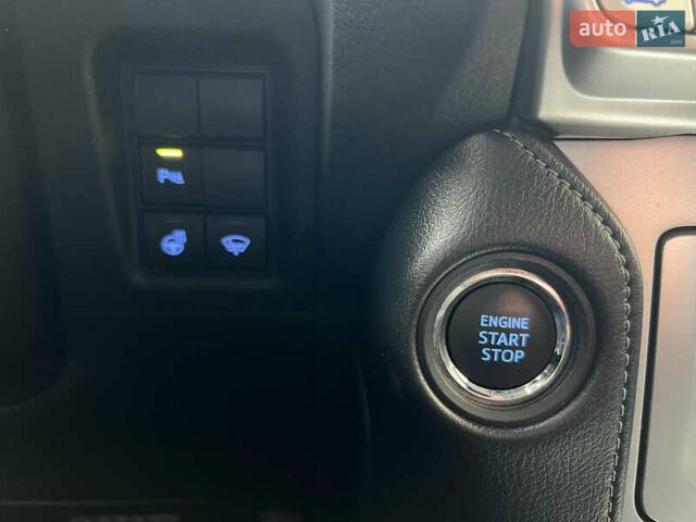 Серый Тойота Ленд Крузер Прадо, объемом двигателя 3.96 л и пробегом 64 тыс. км за 42900 $, фото 16 на Automoto.ua