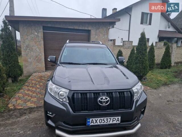 Серый Тойота Ленд Крузер Прадо, объемом двигателя 2.8 л и пробегом 260 тыс. км за 39800 $, фото 13 на Automoto.ua