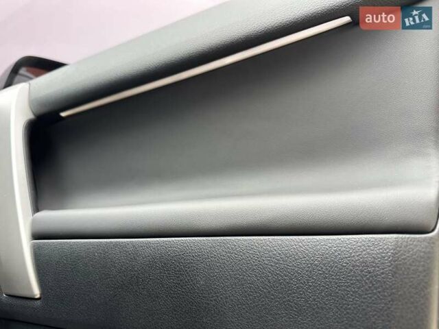 Серый Тойота Ленд Крузер Прадо, объемом двигателя 2.76 л и пробегом 134 тыс. км за 40500 $, фото 33 на Automoto.ua