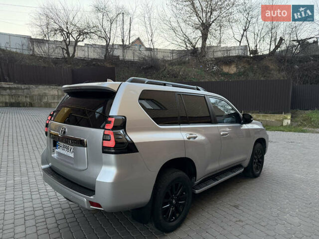 Серый Тойота Ленд Крузер Прадо, объемом двигателя 4 л и пробегом 91 тыс. км за 43500 $, фото 12 на Automoto.ua