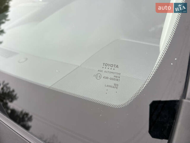 Серый Тойота Ленд Крузер Прадо, объемом двигателя 3.96 л и пробегом 64 тыс. км за 42900 $, фото 30 на Automoto.ua