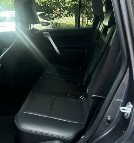 Серый Тойота Ленд Крузер Прадо, объемом двигателя 2.76 л и пробегом 111 тыс. км за 42000 $, фото 12 на Automoto.ua