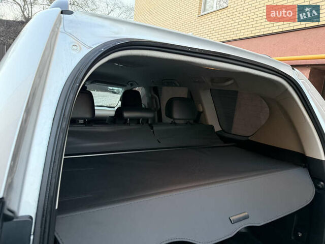 Серый Тойота Ленд Крузер Прадо, объемом двигателя 4 л и пробегом 91 тыс. км за 43500 $, фото 63 на Automoto.ua