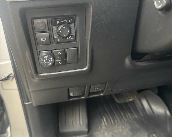 Сірий Тойота Ленд Крузер Прадо, об'ємом двигуна 3.96 л та пробігом 110 тис. км за 35500 $, фото 7 на Automoto.ua