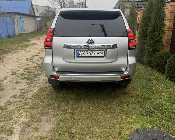 Сірий Тойота Ленд Крузер Прадо, об'ємом двигуна 3.96 л та пробігом 110 тис. км за 35500 $, фото 3 на Automoto.ua