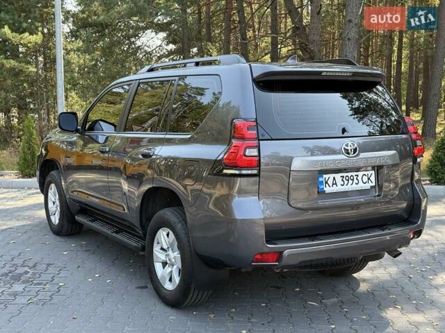 Серый Тойота Ленд Крузер Прадо, объемом двигателя 2.76 л и пробегом 124 тыс. км за 42800 $, фото 11 на Automoto.ua