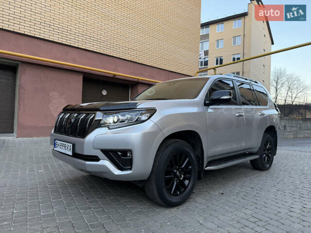 Серый Тойота Ленд Крузер Прадо, объемом двигателя 4 л и пробегом 91 тыс. км за 43500 $, фото 1 на Automoto.ua