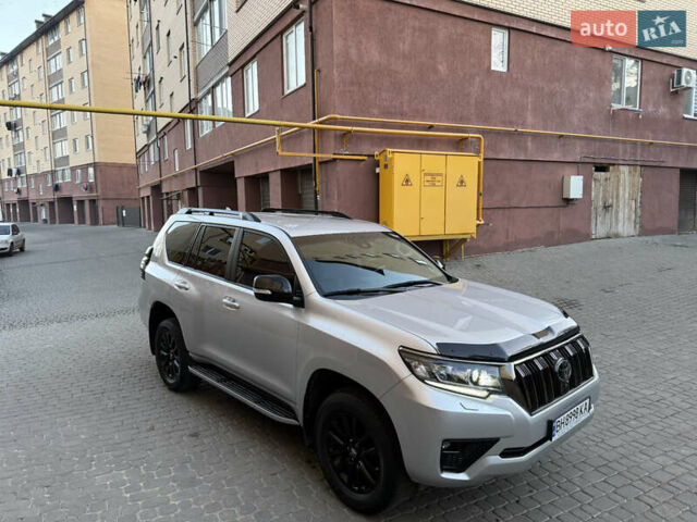 Серый Тойота Ленд Крузер Прадо, объемом двигателя 4 л и пробегом 91 тыс. км за 43500 $, фото 20 на Automoto.ua