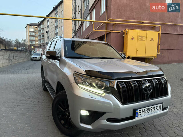Серый Тойота Ленд Крузер Прадо, объемом двигателя 4 л и пробегом 91 тыс. км за 43500 $, фото 119 на Automoto.ua