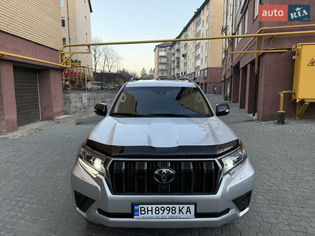 Серый Тойота Ленд Крузер Прадо, объемом двигателя 4 л и пробегом 91 тыс. км за 43500 $, фото 21 на Automoto.ua