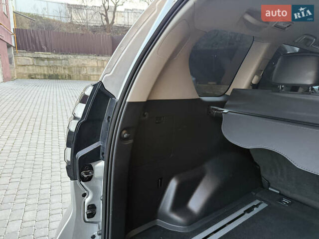 Серый Тойота Ленд Крузер Прадо, объемом двигателя 4 л и пробегом 91 тыс. км за 43500 $, фото 65 на Automoto.ua