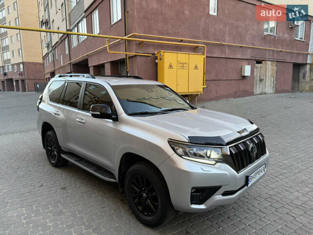 Серый Тойота Ленд Крузер Прадо, объемом двигателя 4 л и пробегом 91 тыс. км за 43500 $, фото 18 на Automoto.ua