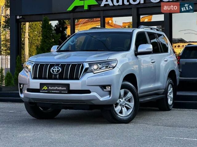 Тойота Ленд Крузер Прадо 2020 в Киеве на Automoto.ua Серый Тойота Ленд Крузер Прадо, объемом двигателя 2.76 л и пробегом 28 тыс. км за 43499 $, фото 4 на Automoto.ua