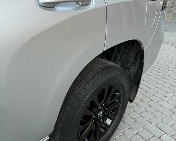 Серый Тойота Ленд Крузер Прадо, объемом двигателя 4 л и пробегом 91 тыс. км за 43500 $, фото 50 на Automoto.ua