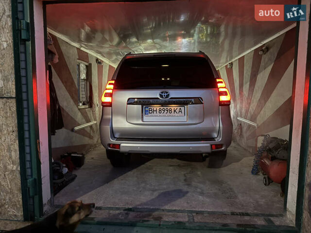 Серый Тойота Ленд Крузер Прадо, объемом двигателя 4 л и пробегом 91 тыс. км за 43500 $, фото 113 на Automoto.ua