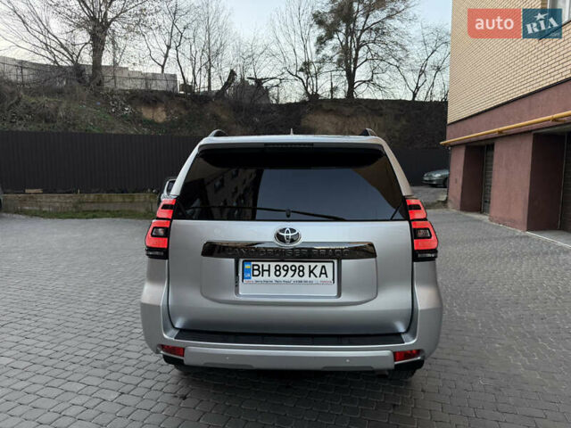 Серый Тойота Ленд Крузер Прадо, объемом двигателя 4 л и пробегом 91 тыс. км за 43500 $, фото 9 на Automoto.ua